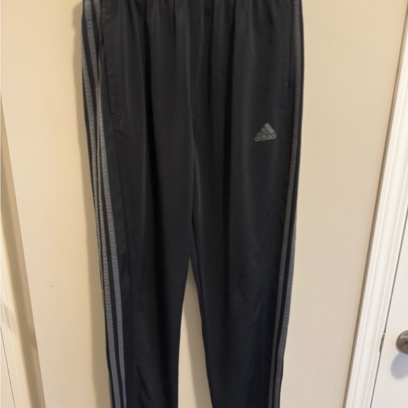 Adidas Men’s Large Black Sweatpants with Gray Stripes - Picture 2 of 8